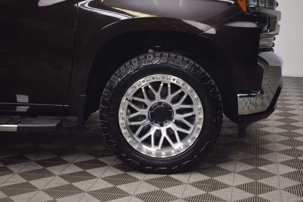 Used 2019 Brown Chevrolet LT image 23