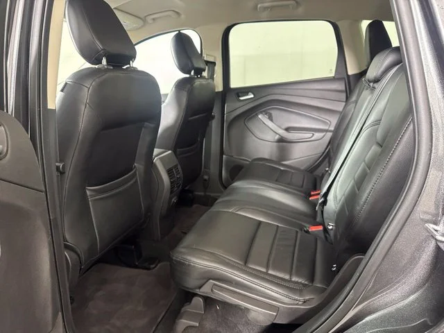 Used 2018 Gray Ford SE image 12