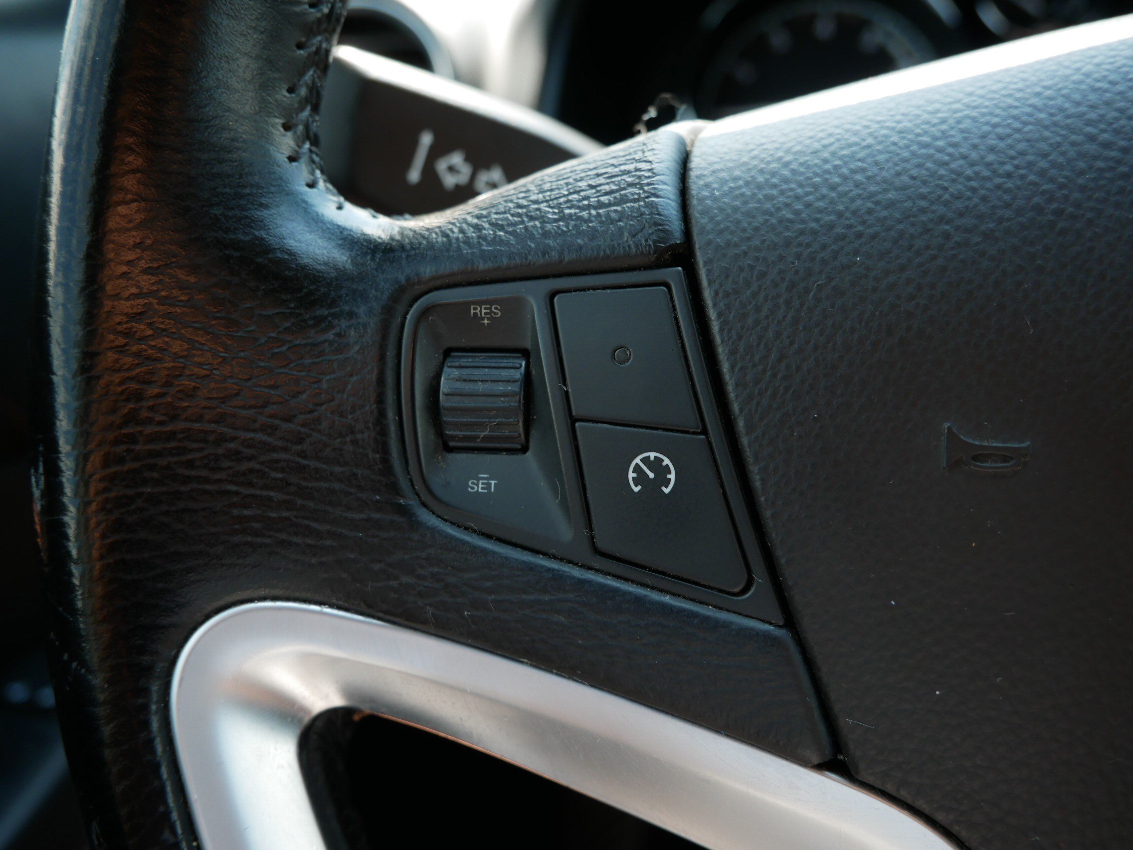 Used 2013 Cyber Gray Metallic Chevrolet LS image 26