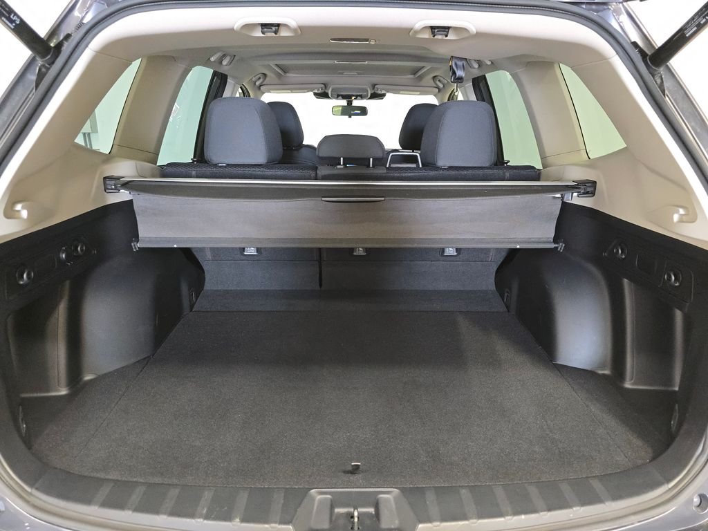 Used 2022 Gray Subaru Premium image 21