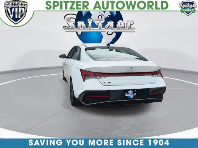 Used 2025 White Hyundai Limited image 13