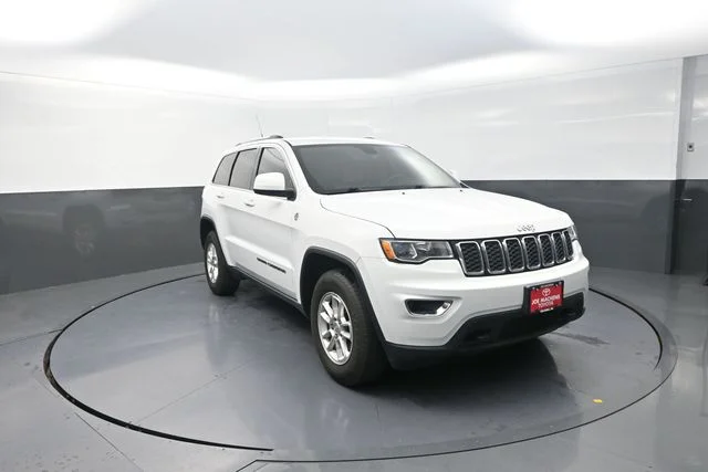 Used 2019 White Jeep Laredo E image 30