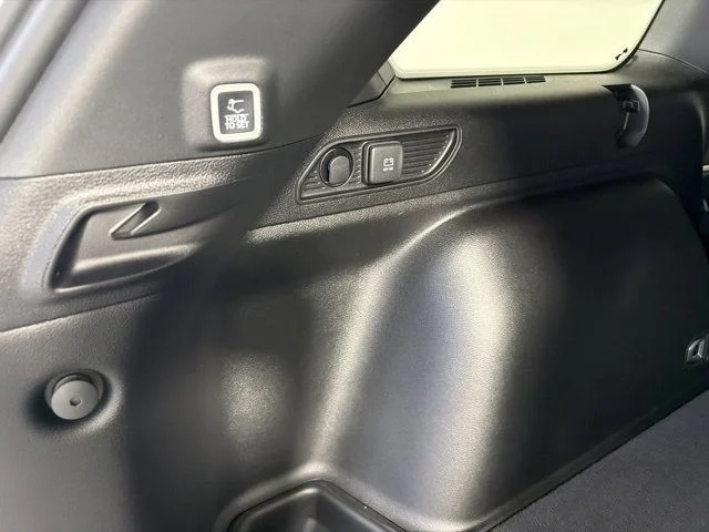 New 2026 White Jeep  image 13