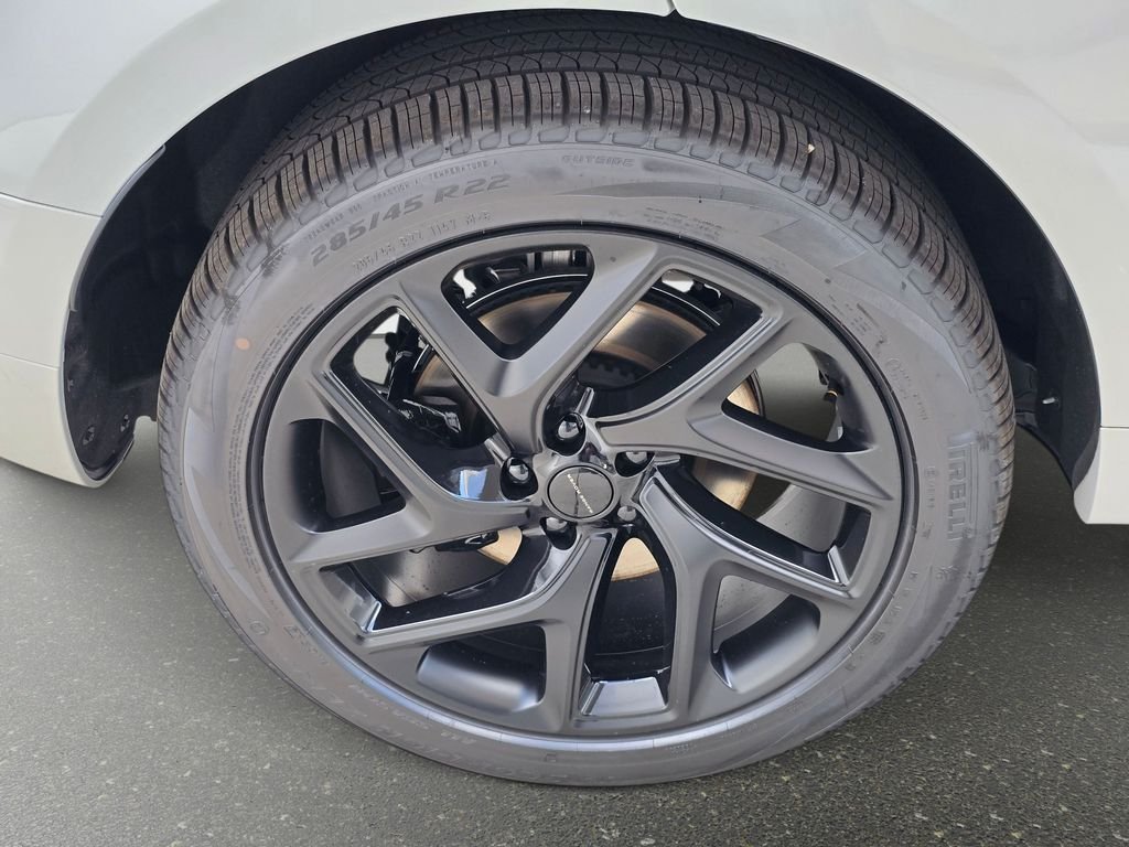 New 2026 Borasco Grey LAND ROVER Dynamic SE image 34
