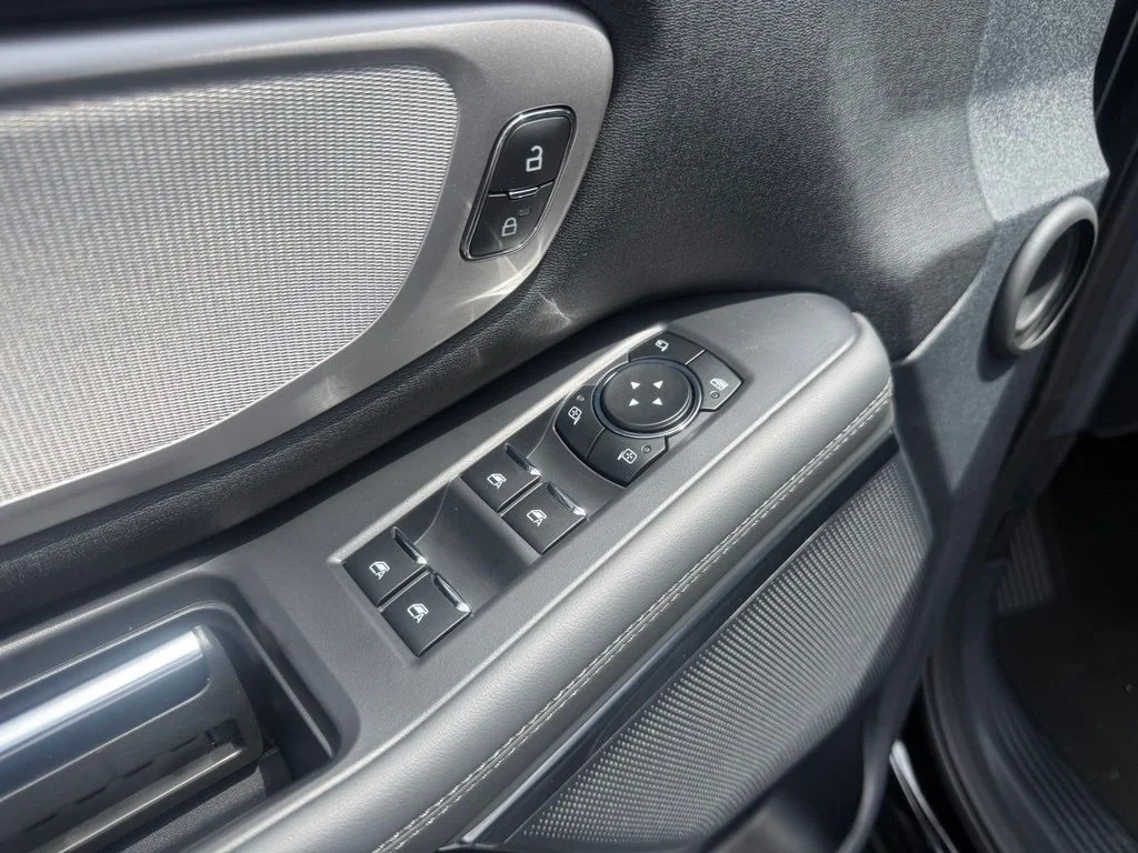 New 2026 Agate Black Metallic Ford Active image 13