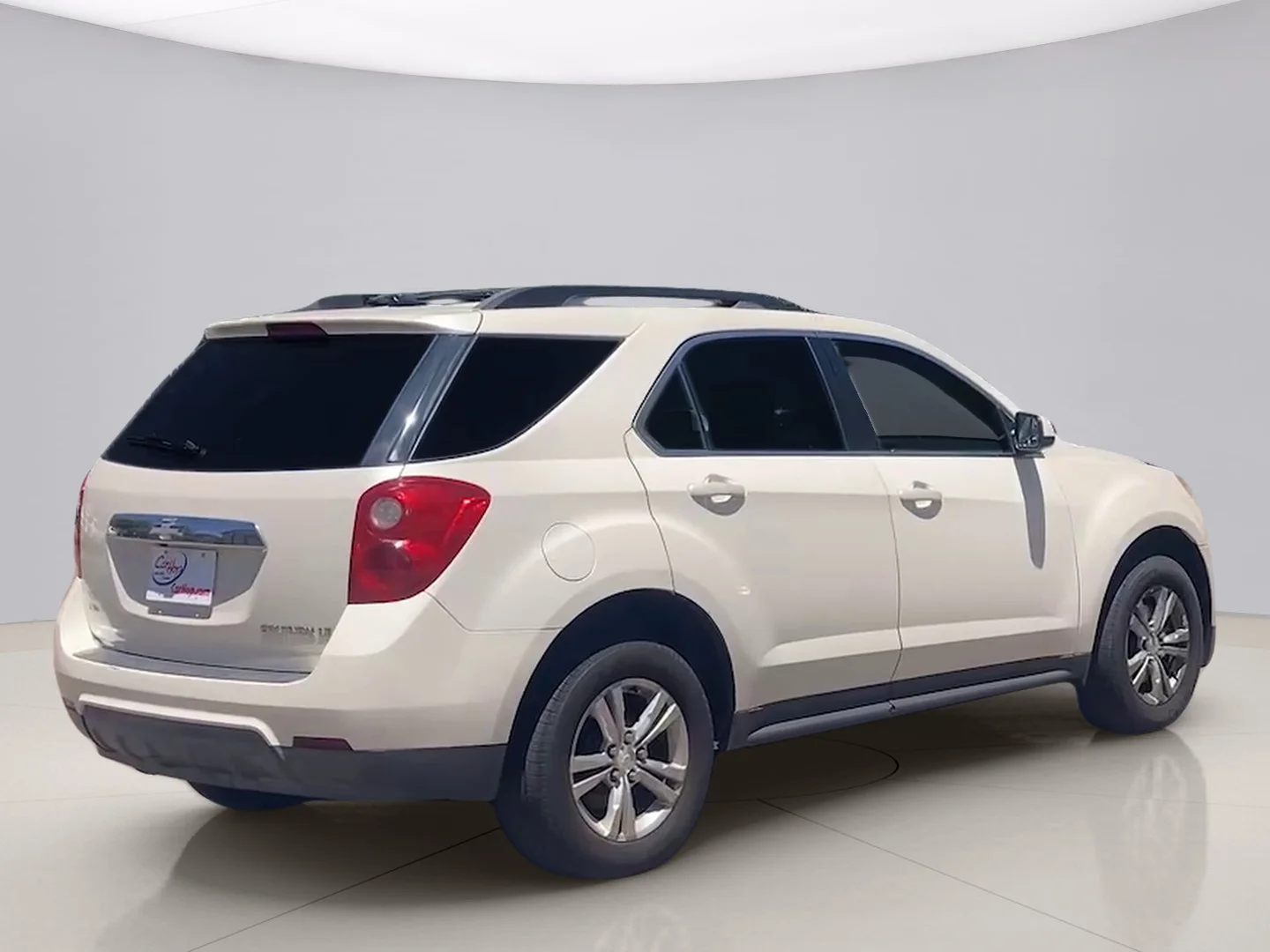 Used 2014 White Chevrolet 2LT AWD image 5