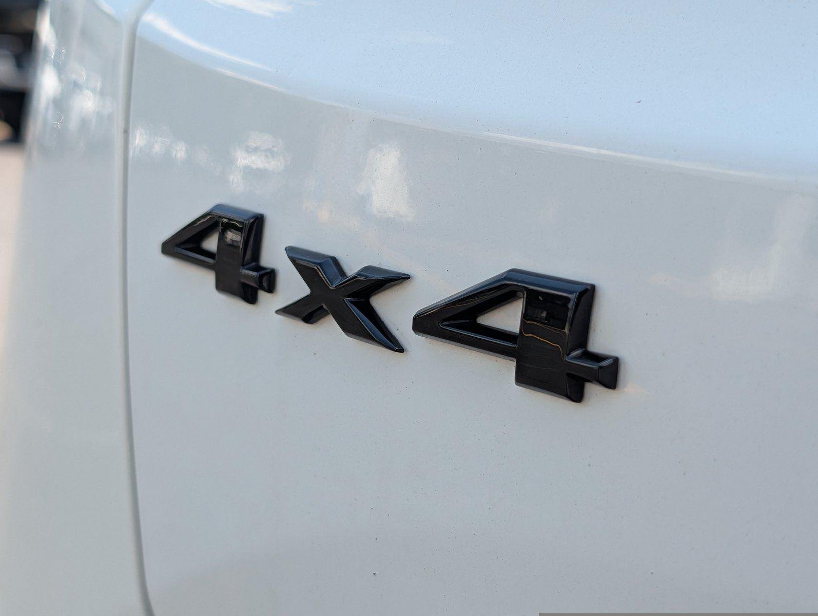 Used 2023 Alpine White Clearcoat Jeep Trailhawk image 35