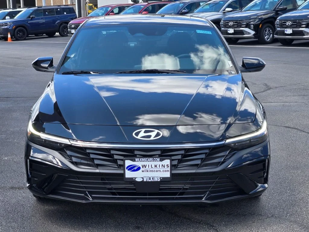New 2026 Abyss Black Hyundai SEL Sport image 2