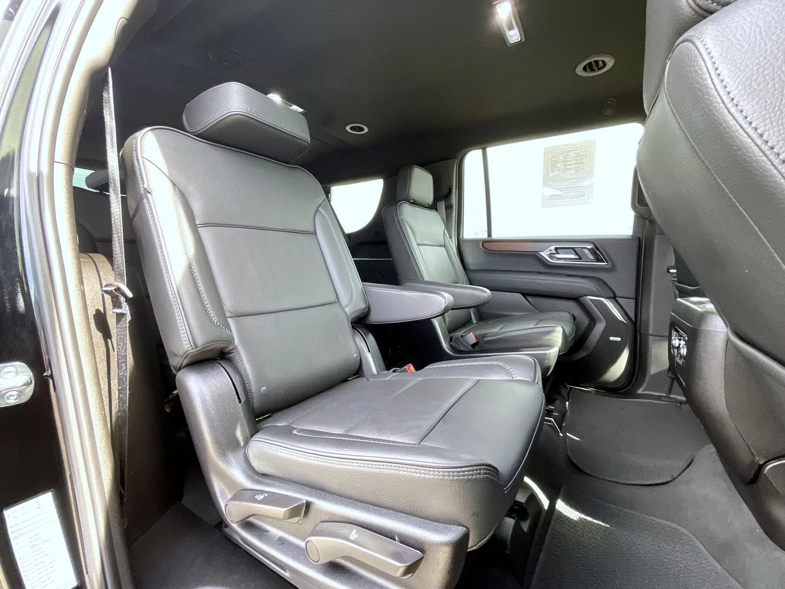 Used 2025 Black GMC Denali image 22