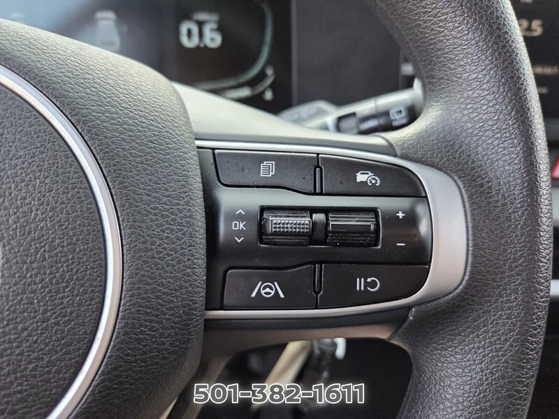Used 2025 Steel Gray KIA LX FWD image 25