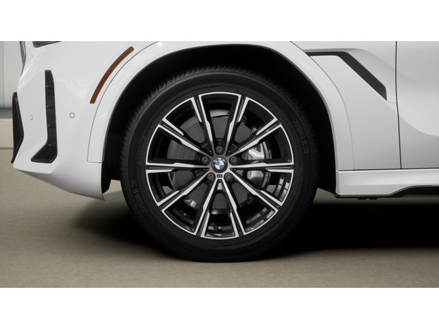 New 2026 Alpine White BMW xDrive40i image 7
