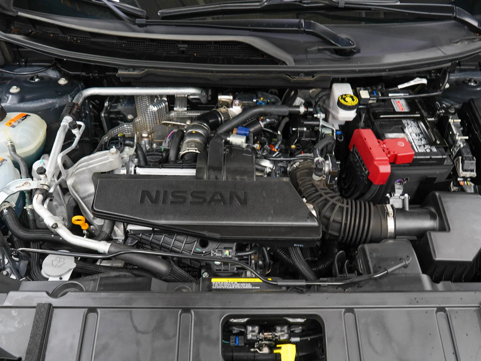 Used 2026 Super Black Nissan SV image 32