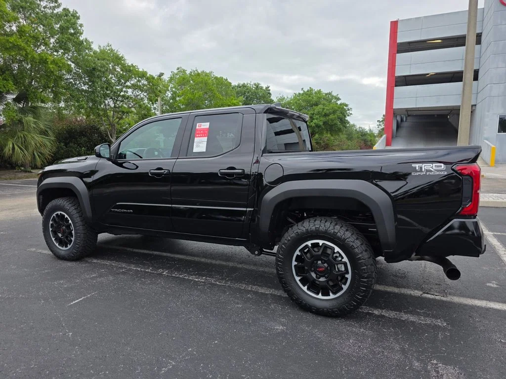 2026 Toyota Tacoma TRD Off Road - Photo 9