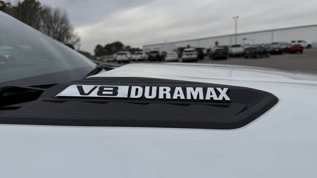 New 2026 Summit White Chevrolet Work Truck image 12