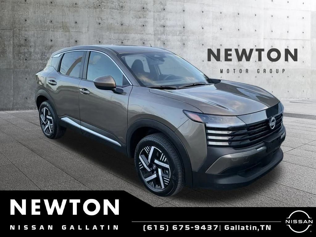 2025 Nissan Kicks 2.0 SV's photo