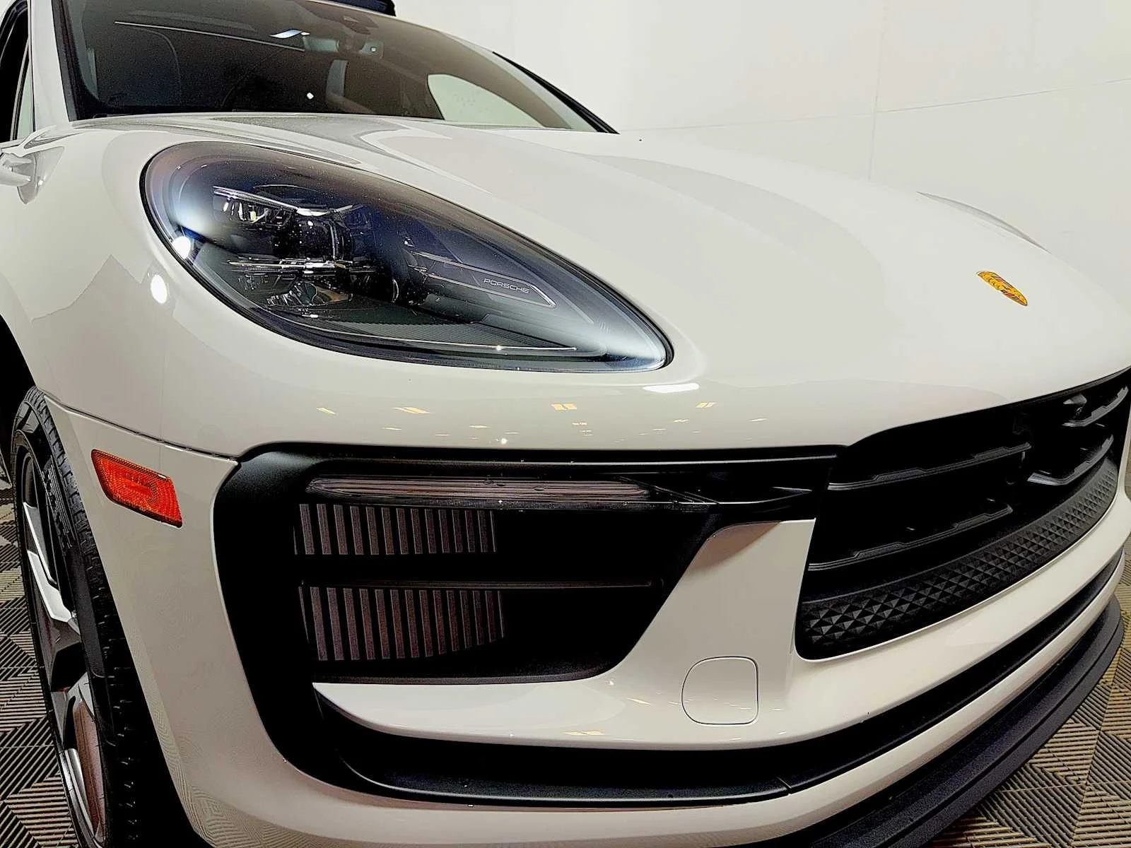 Used 2026 Chalk Porsche S image 25