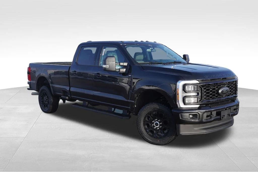 2026 Ford F-350 XLT 4x4 Crew Cab 8' Box SRW's photo