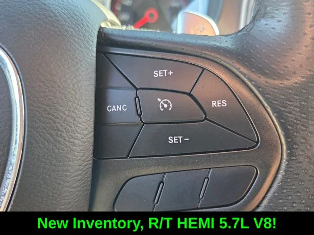 Certified Used 2022 Red Dodge R/T image 27
