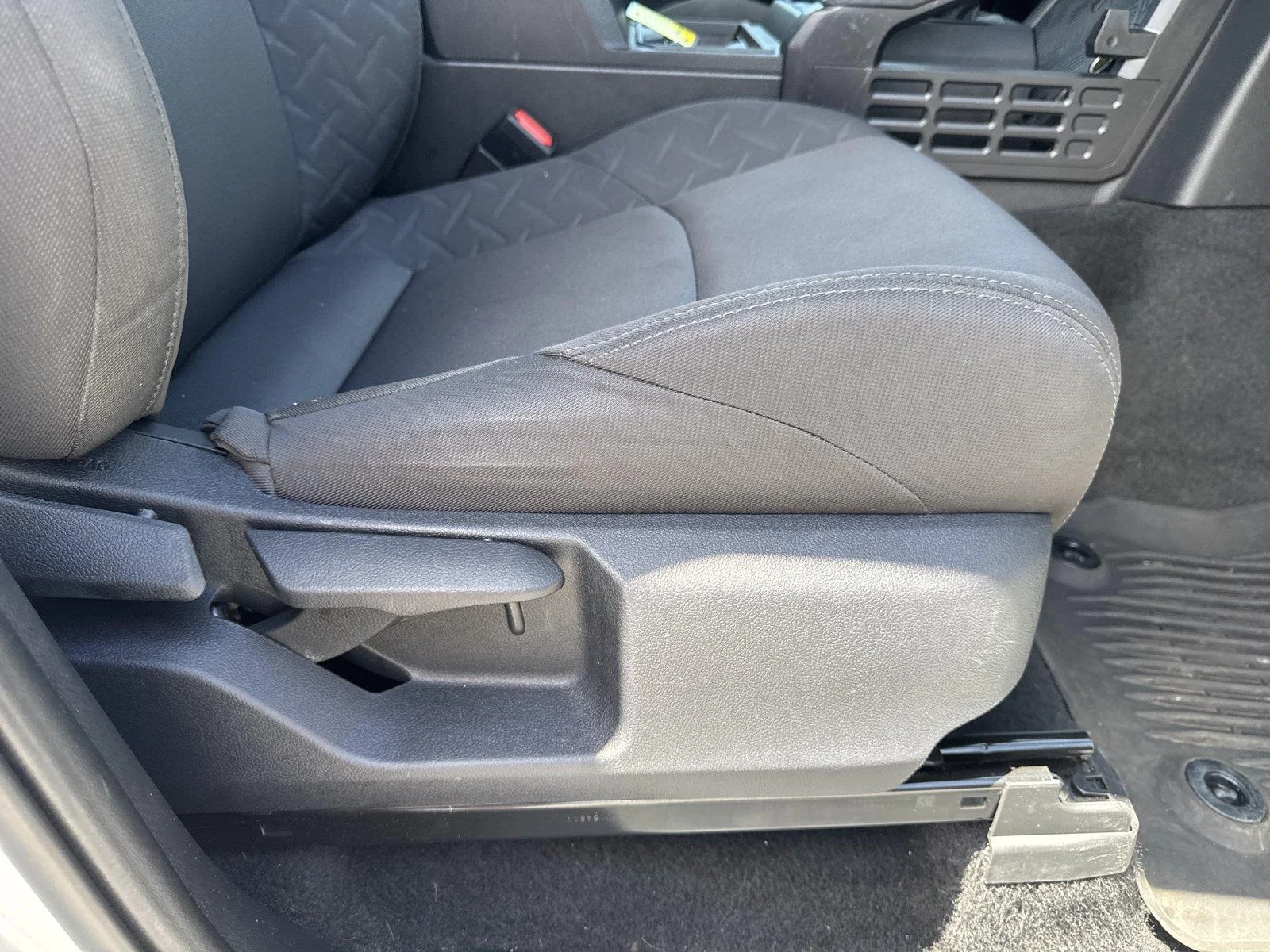 Used 2025 Ice Cap Toyota SR image 27