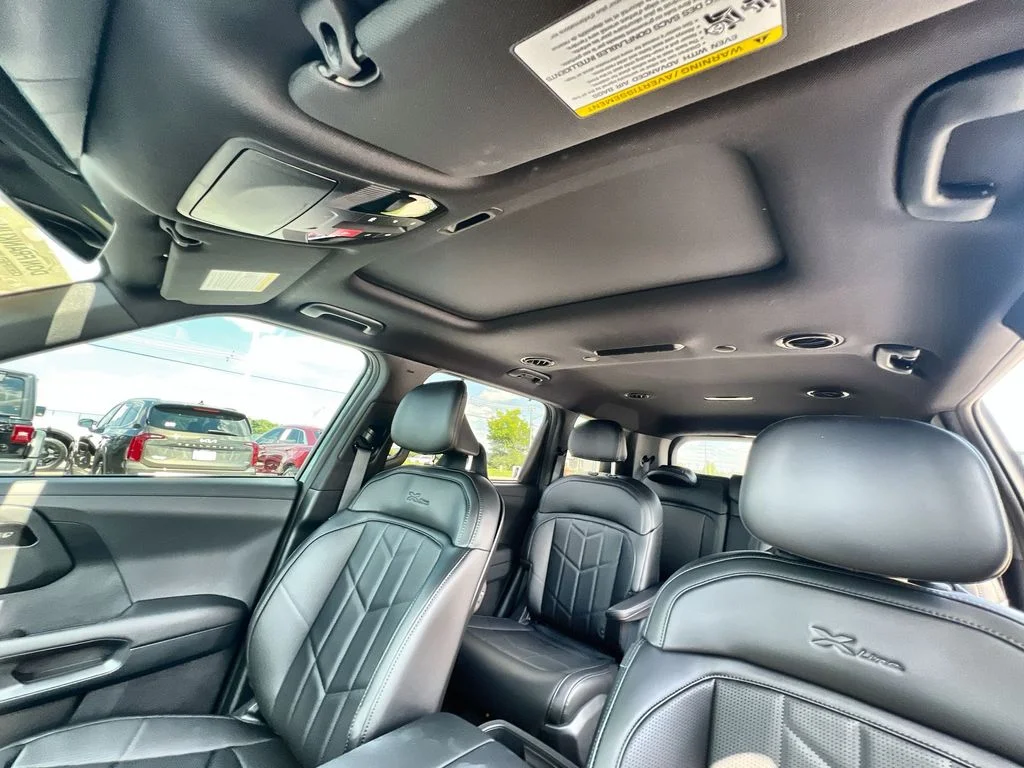 Used 2027 Green Kia X-Line EX image 22