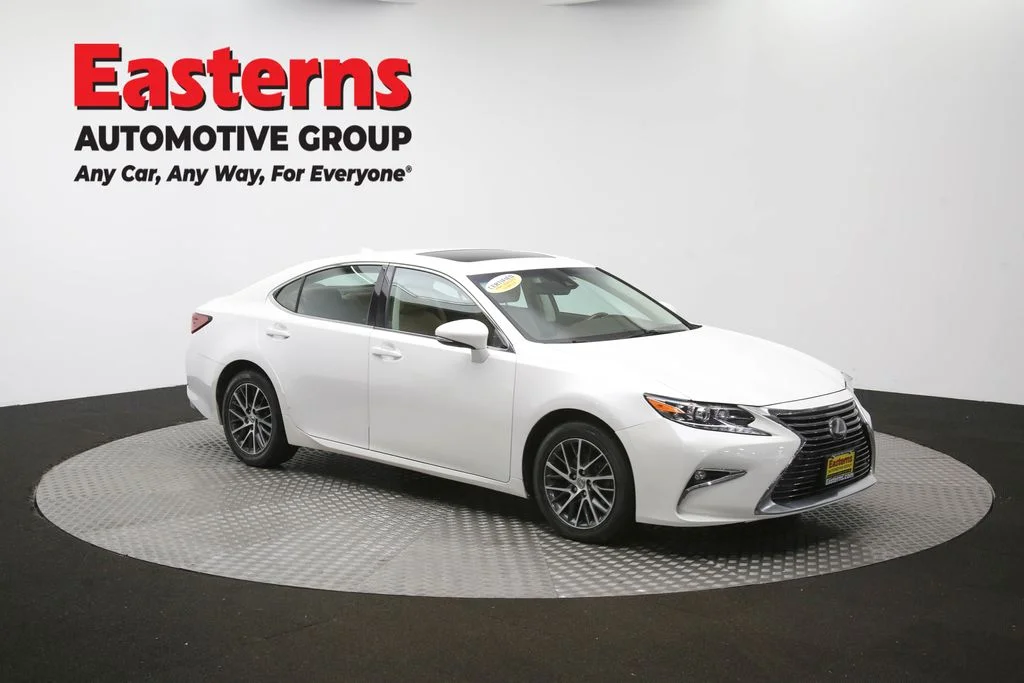 Used 2017 White Lexus 350 image 53