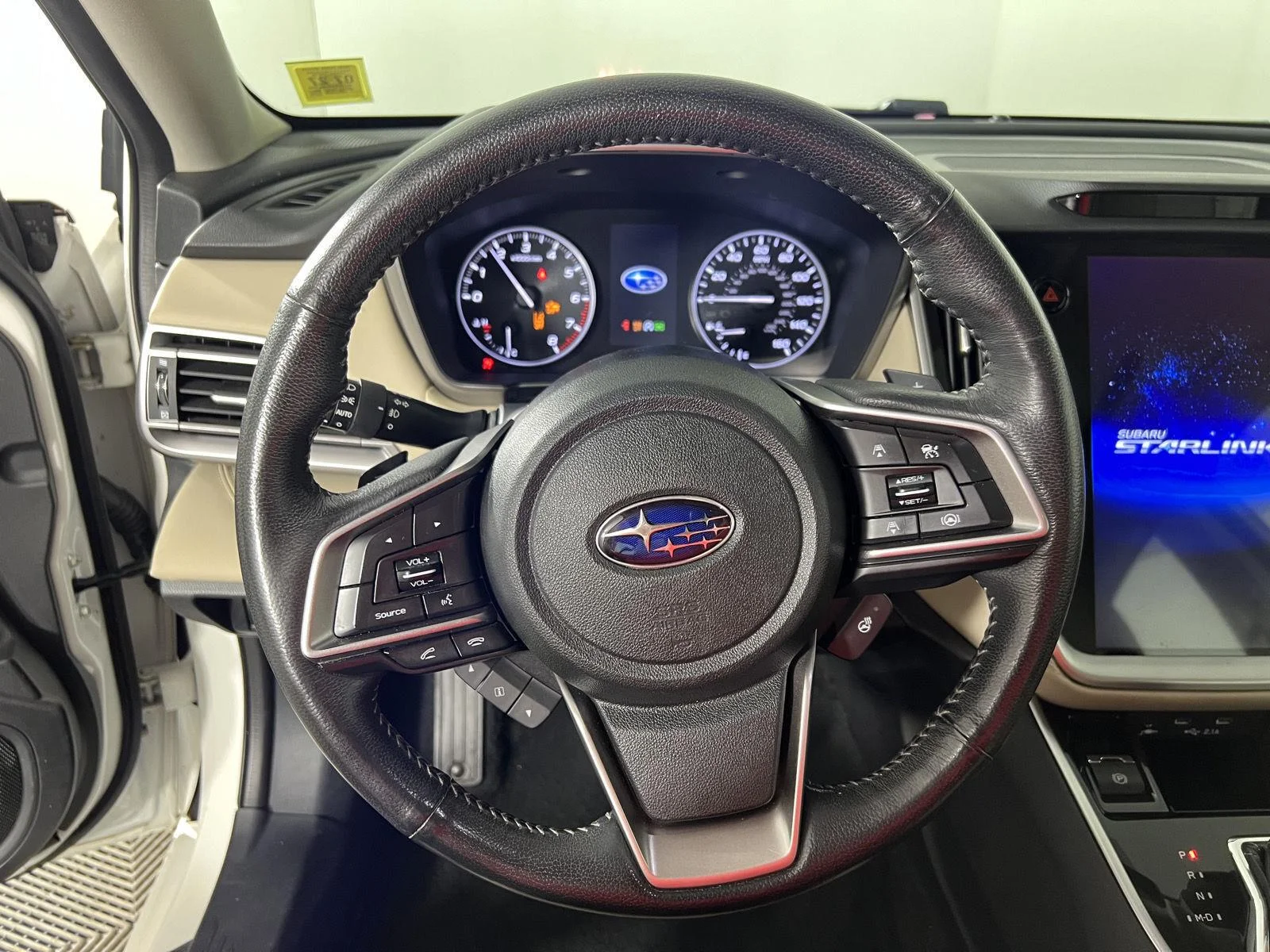 Used 2022 Wh Subaru Limited image 34