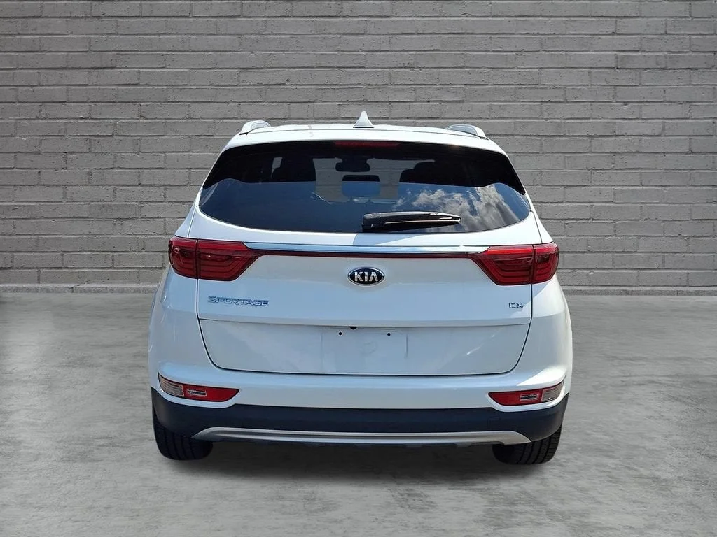 Used 2019 White Kia EX image 39