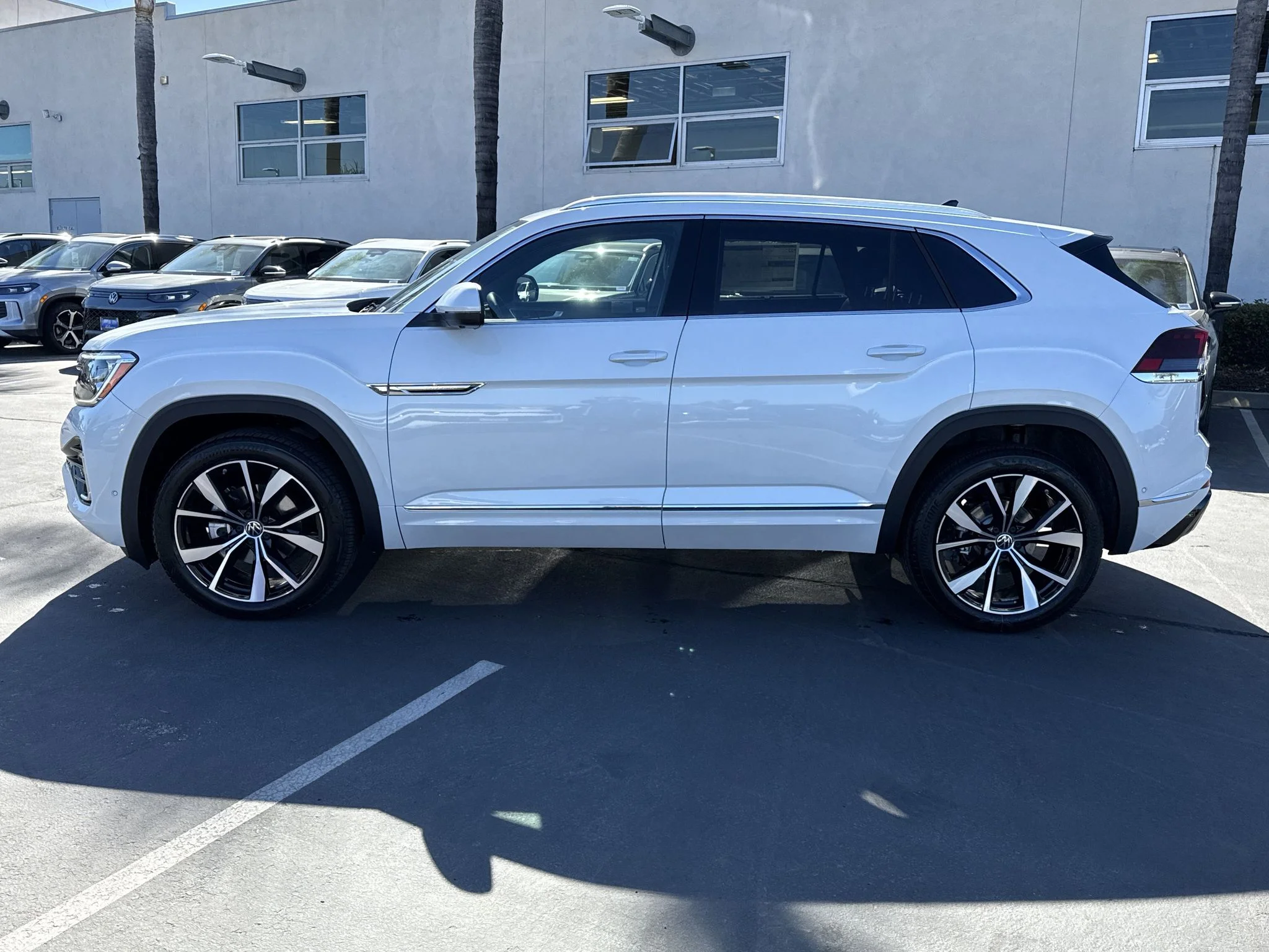 New 2026 Opal White Pearl Volkswagen 2.0T SEL Premium R-Line image 5