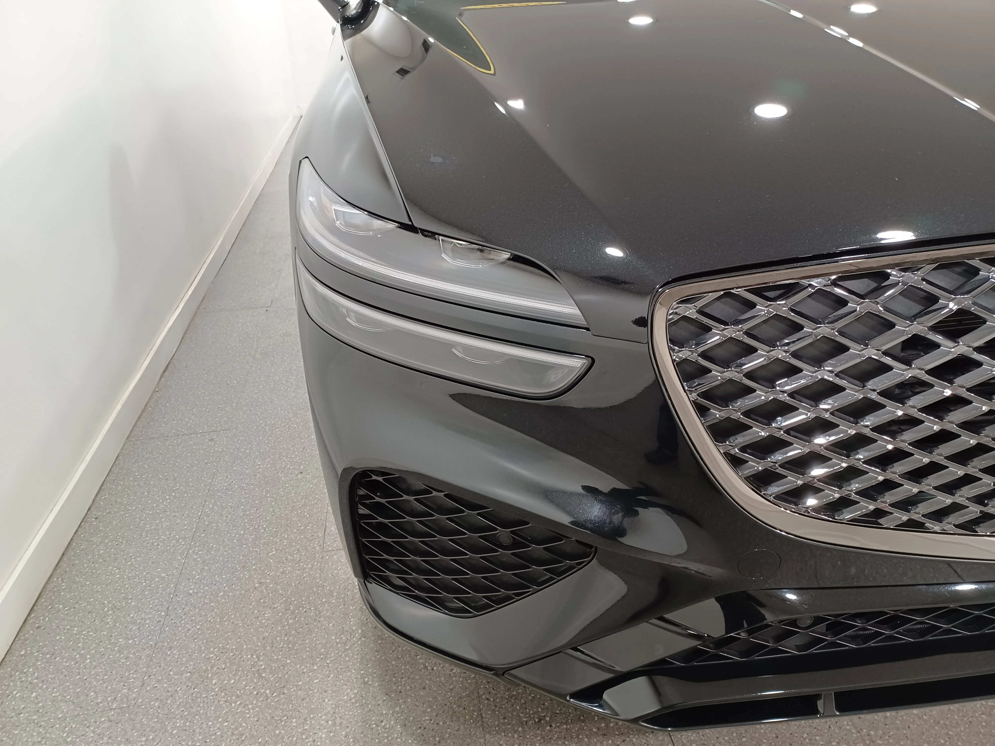 Certified Used 2025 Vik Black Genesis 3.5T Sport AWD*Adaptive Cruise | Remote Start | Nav | Head Up Display | Pano Roof | Cooled Leather image 4