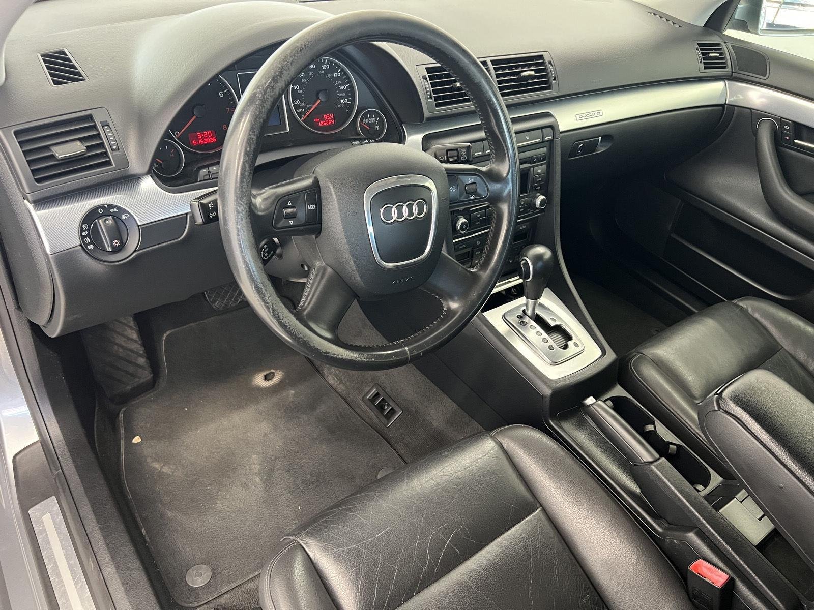 Used 2007 Light Silver Metallic Audi 2.0T image 13