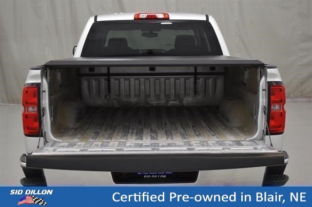 Used 2018 Silver Ice Metallic Chevrolet LT image 10
