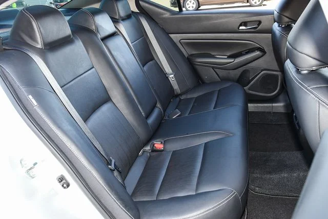 Used 2019 Silver Nissan 2.5 Platinum image 29