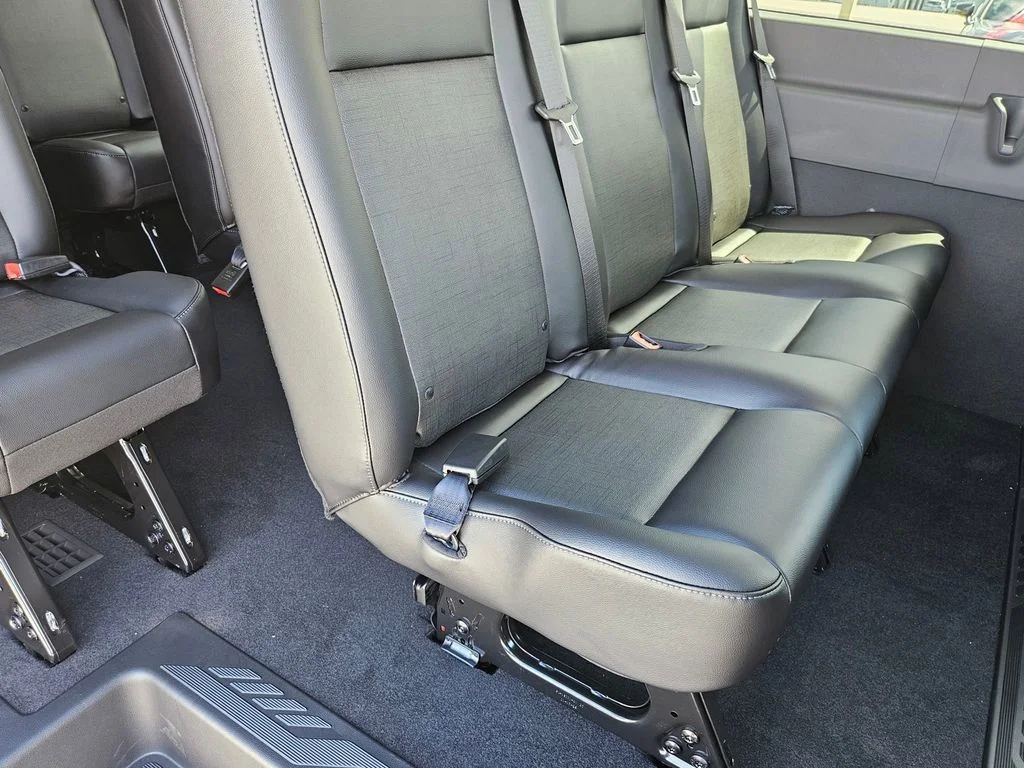 2025 Ford Transit Passenger Van XL - Photo 26