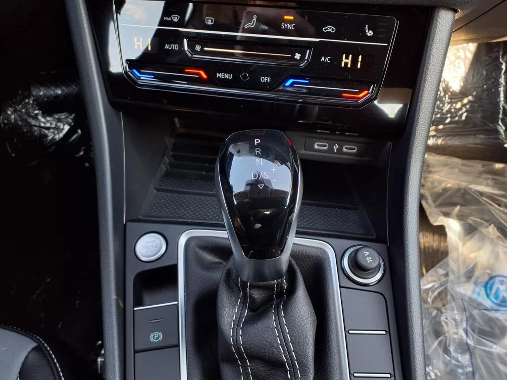 New 2026 Monument Gray Volkswagen 1.5T SE image 17