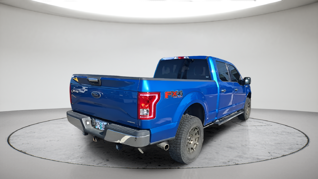 Used 2016 Blue Flame Metallic Ford XLT image 5
