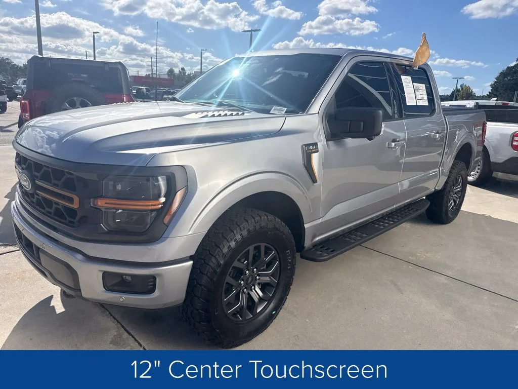 Used 2026 Iconic Silver Metallic Ford Tremor image 3
