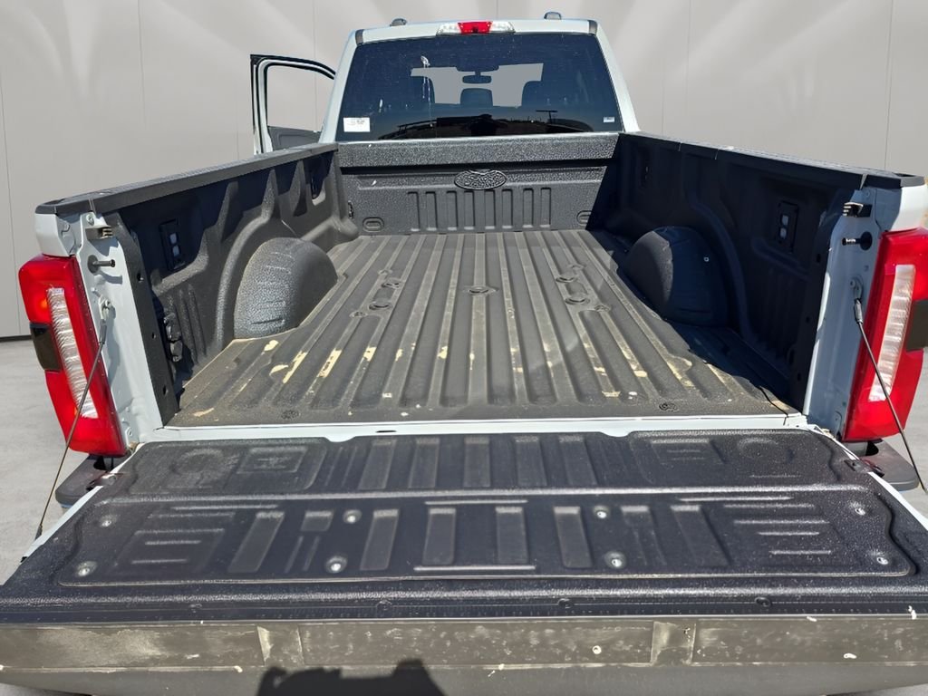 New 2026 Avalanche Ford F-350® Lariat® image 34