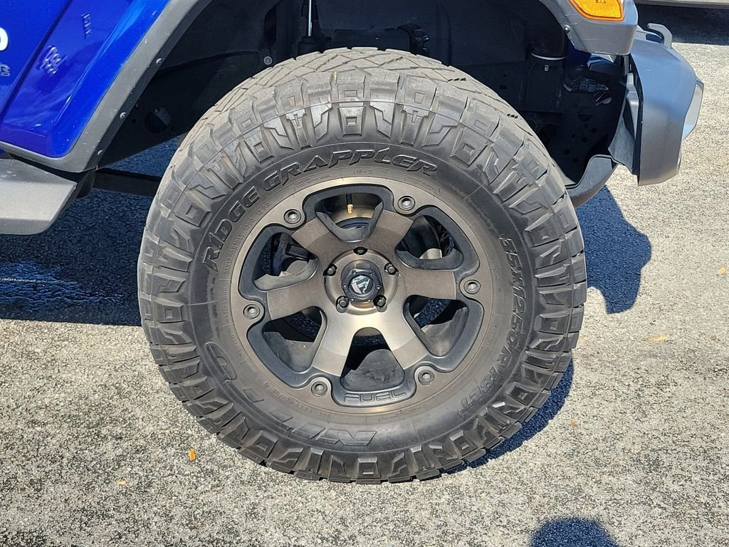 Used 2020 Blue Jeep Unlimited Sahara image 43