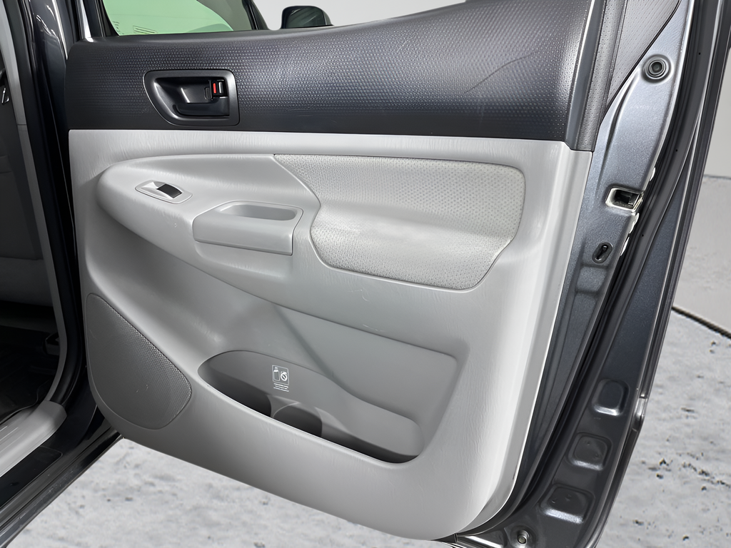 Used 2011 Magnetic Gray Metallic Toyota PreRunner image 13
