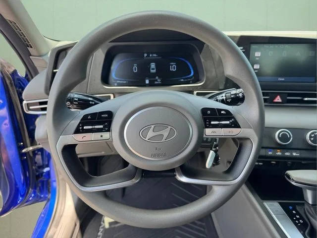 Used 2025 Blue Hyundai SE image 24