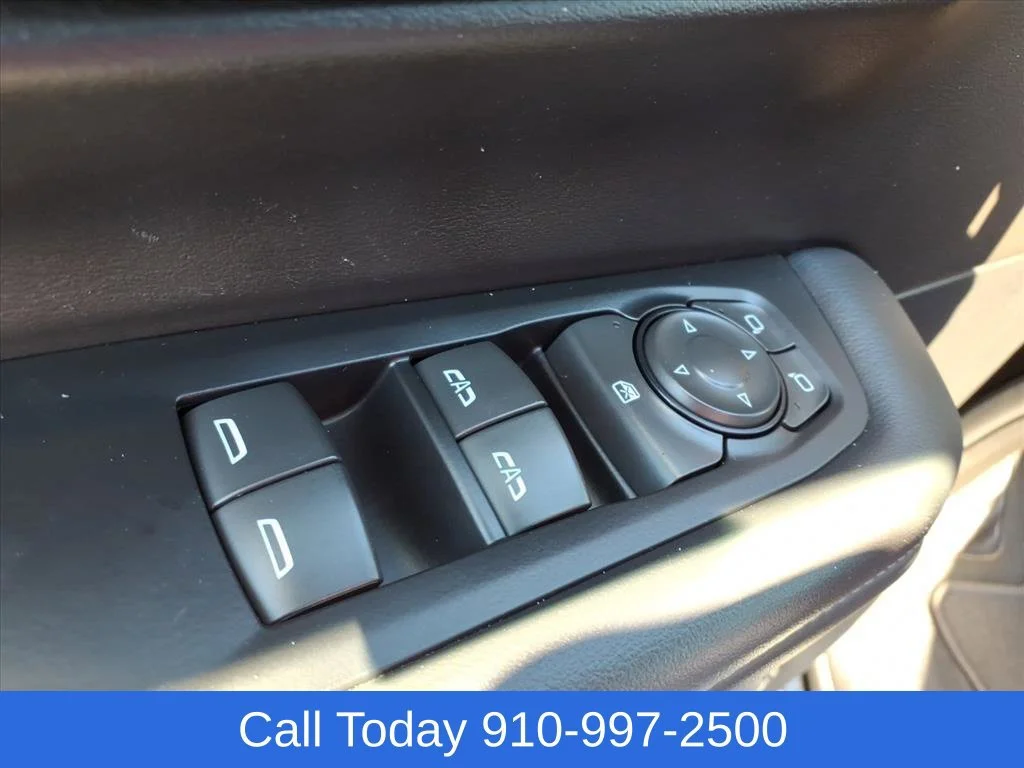 Used 2025 Black Chevrolet LT image 19