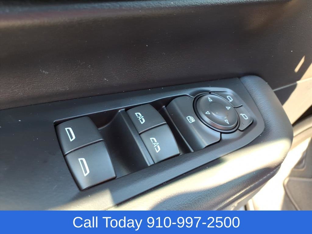 Used 2025 Black Chevrolet LT image 19