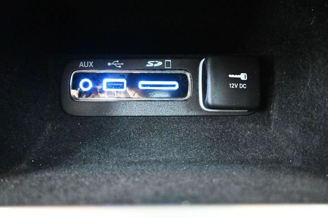 Used 2017 Gray Jeep Limited image 4