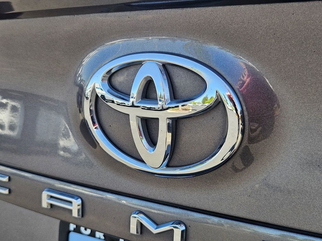 Used 2024 Predawn Gray Mica Toyota SE image 26