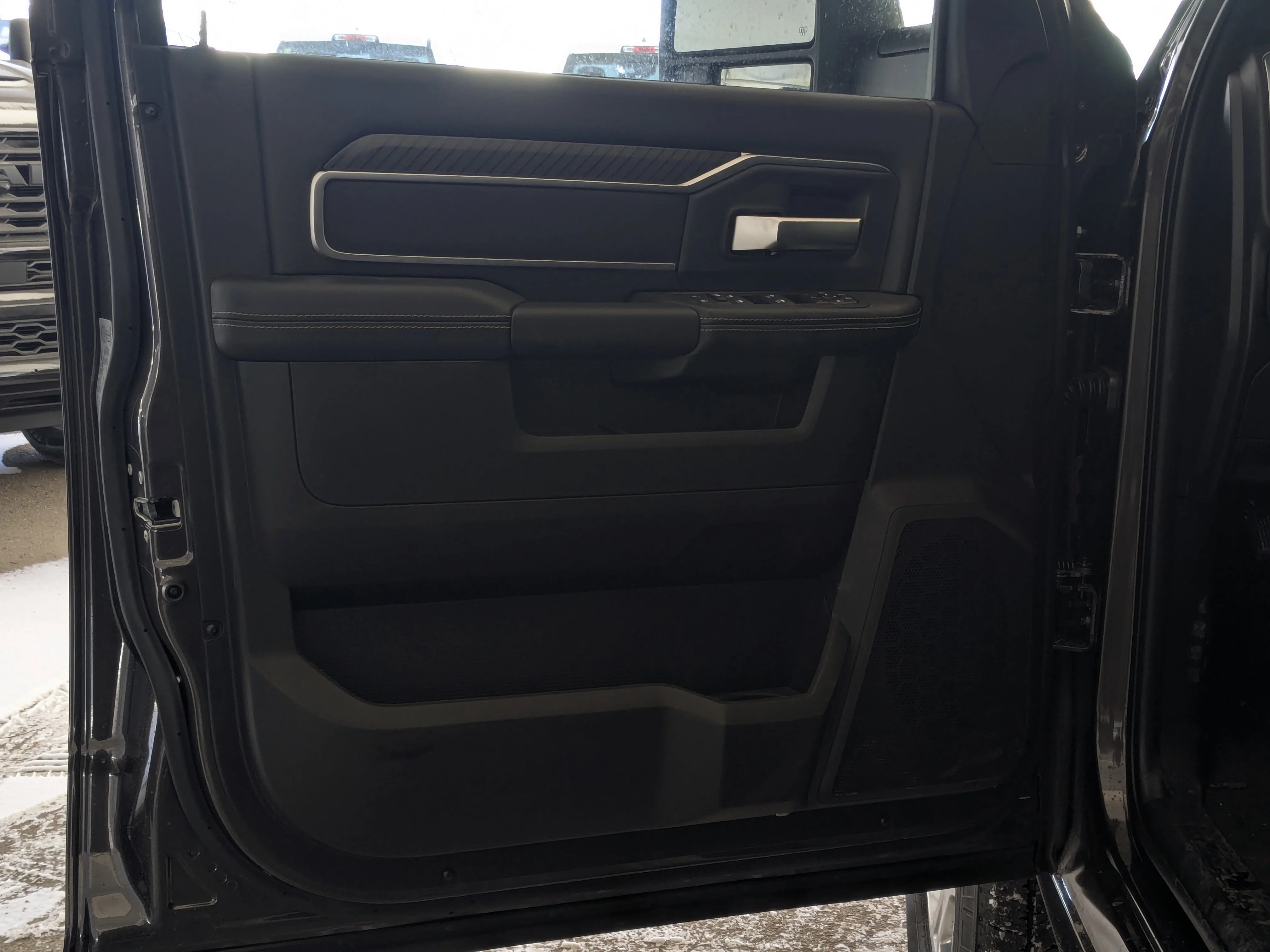 New 2026 Grey RAM Big Horn - - 6.7L Cummins HO Diesel - Big Horn Level 2 Plus Grp - Sport Appearance Pkg - 5th Wheel/G image 11