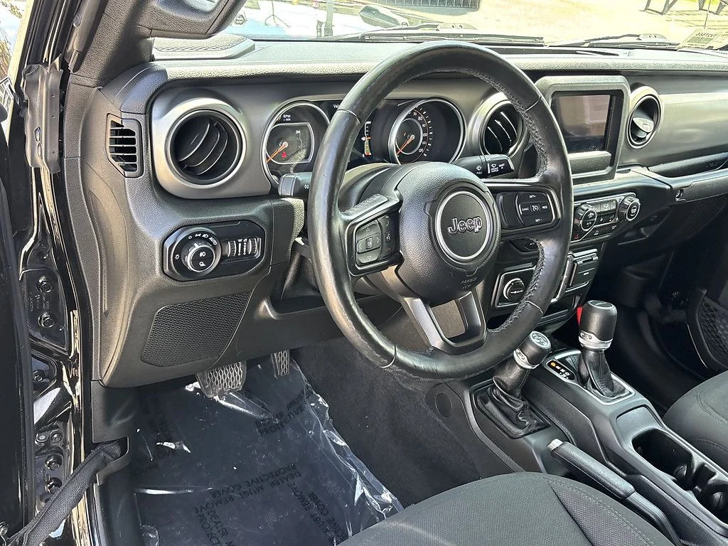 Used 2021 Black Jeep Willys image 9