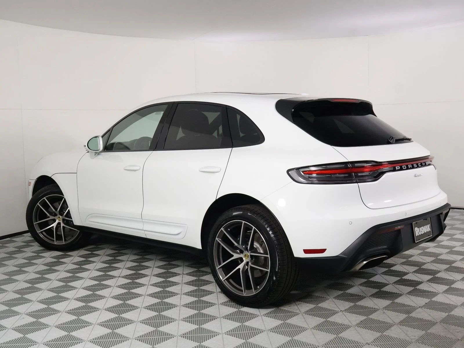 Certified Used 2026 White Porsche  image 3