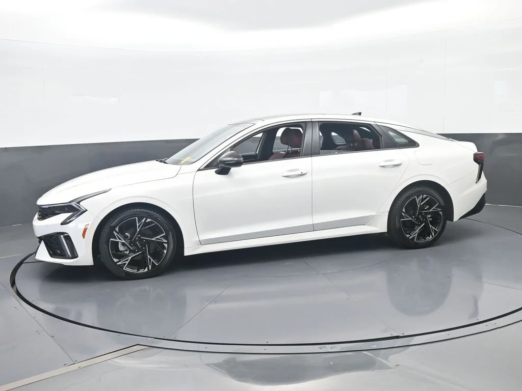 2025 Kia Optima GT-Line FWD's photo