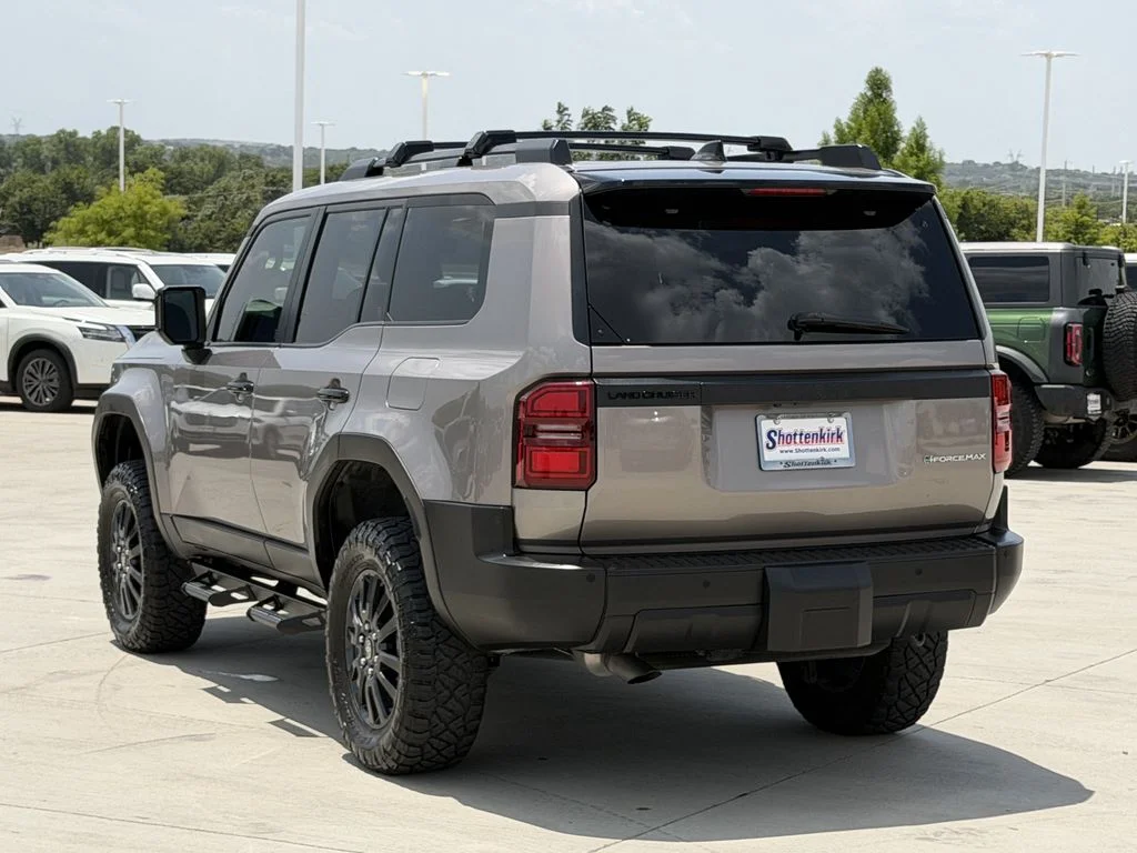 Used 2025 Gray Toyota 1958 image 4