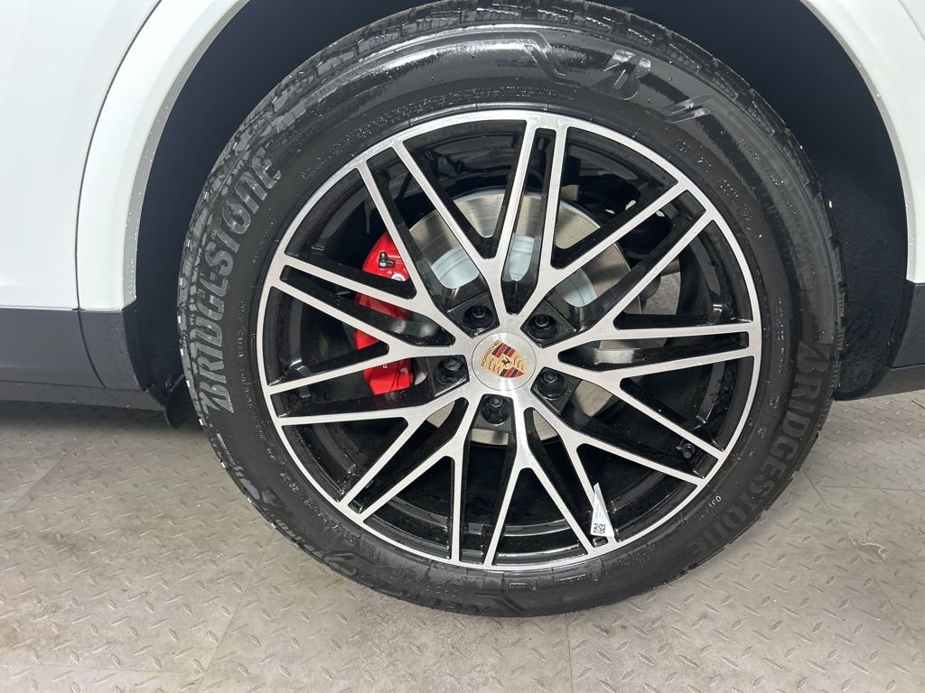 2026 Porsche Cayenne S - Photo 29